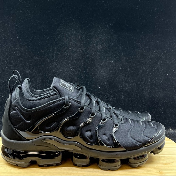 Nike Air VaporMax Plus Triple Black 2021 Mens 924453-004 Multiple Sizes - Picture 4 of 9